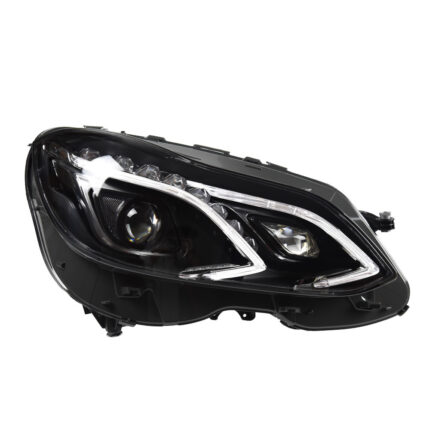 Suitable for 2006-2012 Mercedes-Benz S-Class W221, retrofitting with LED projection headlight assemblies, including daytime running lights and turn signals - yellow.